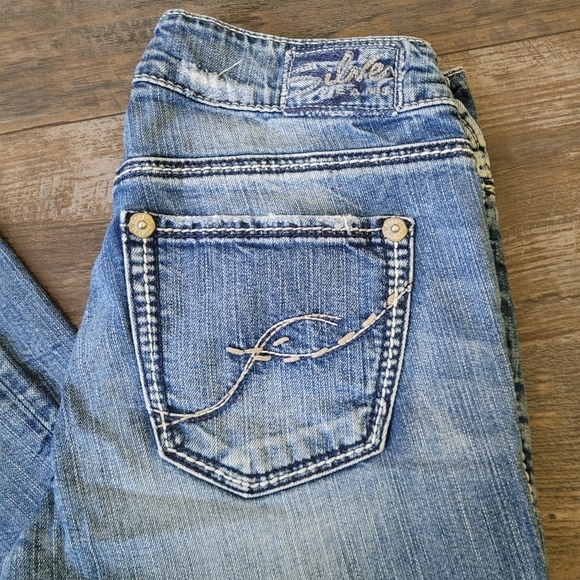 Nfs Sliver Jeans Suki Capri Light Wash, Size 27 - Picture 2 of 11